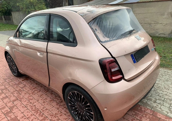 Fiat 500 cena 45900 przebieg: 7190, rok produkcji 2022 z Czersk małe 254